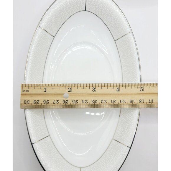 Wedgwood Shagreen Gravy Boat and Plate Set New Opened Box Mint Condition - Picture 11 of 12